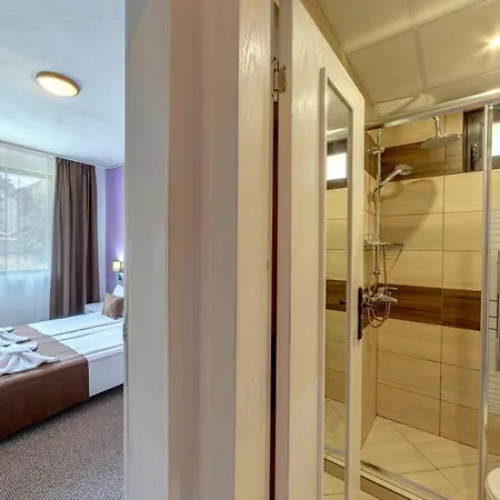 Grami Hotel 3*