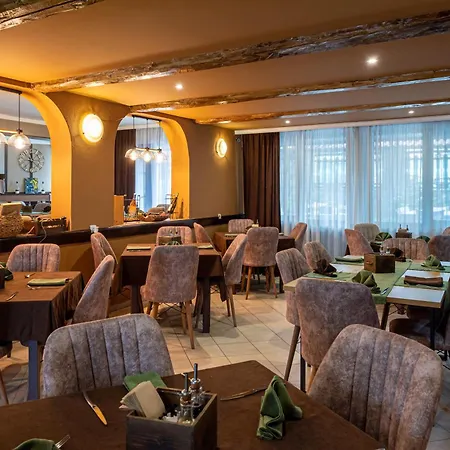 Grami Hotel 3*